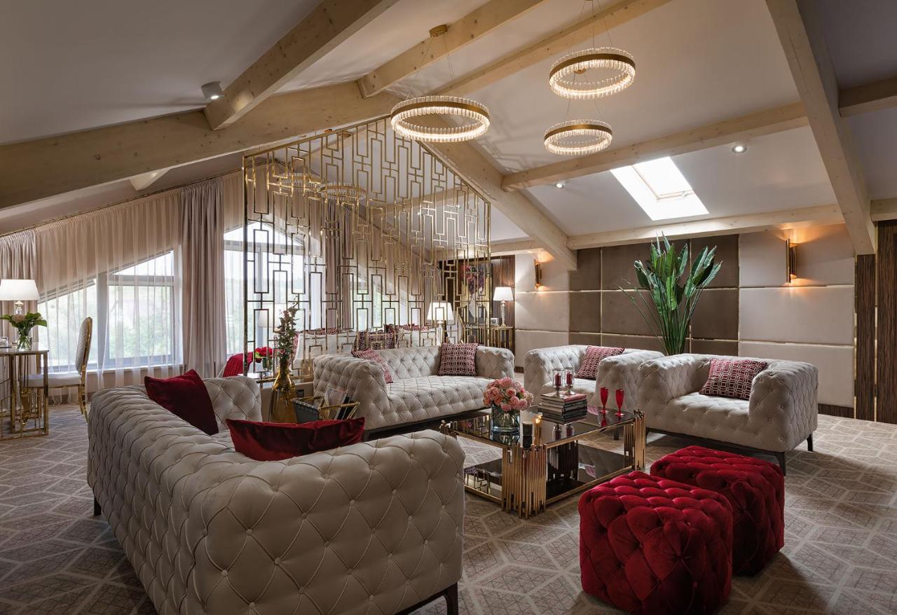 Equides Club Hotel Lesniki Luaran gambar